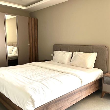 Kololi Sands Apartments Kültér fotó